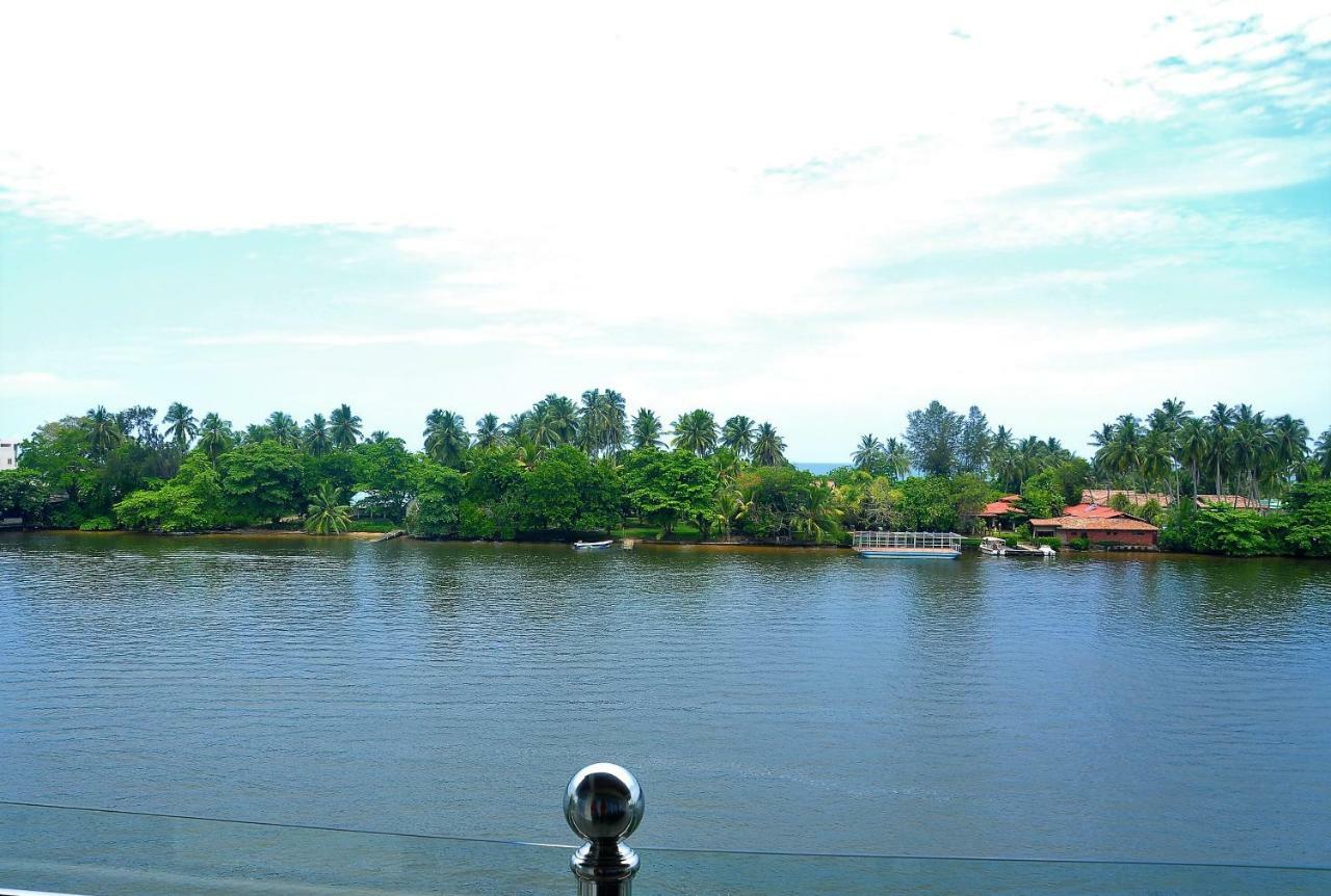 Amber House Lanka Hotel Bentota Exterior photo