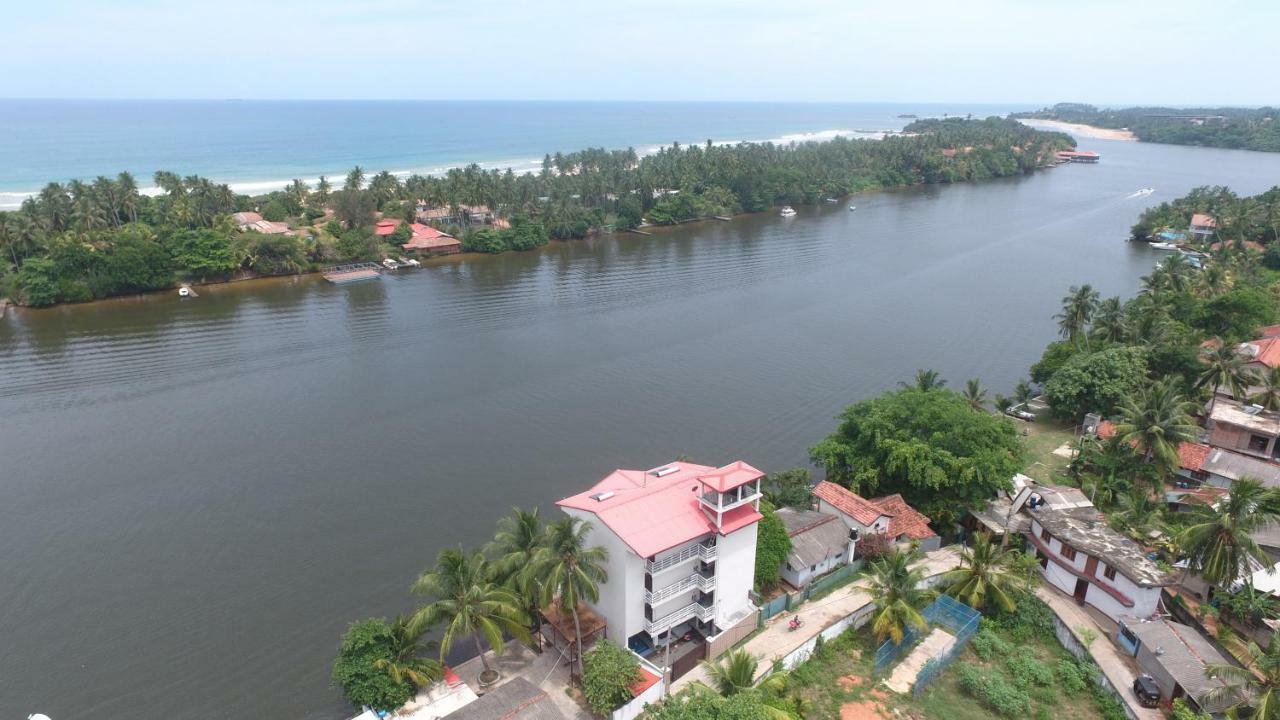 Amber House Lanka Hotel Bentota Exterior photo